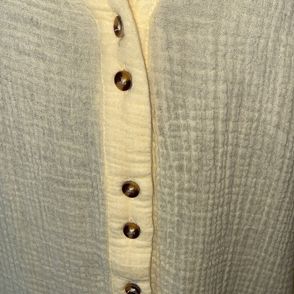 Democracy Top - Picture 4 of 7